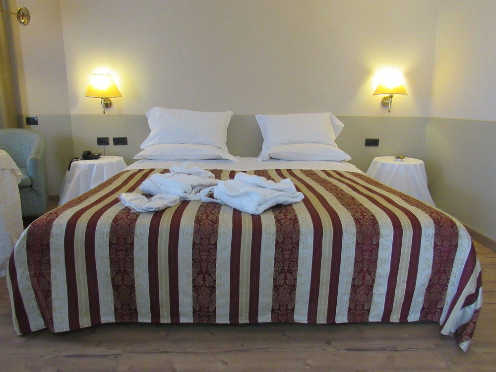 Green Hotel Сеттимо-Торинезе Экстерьер фото