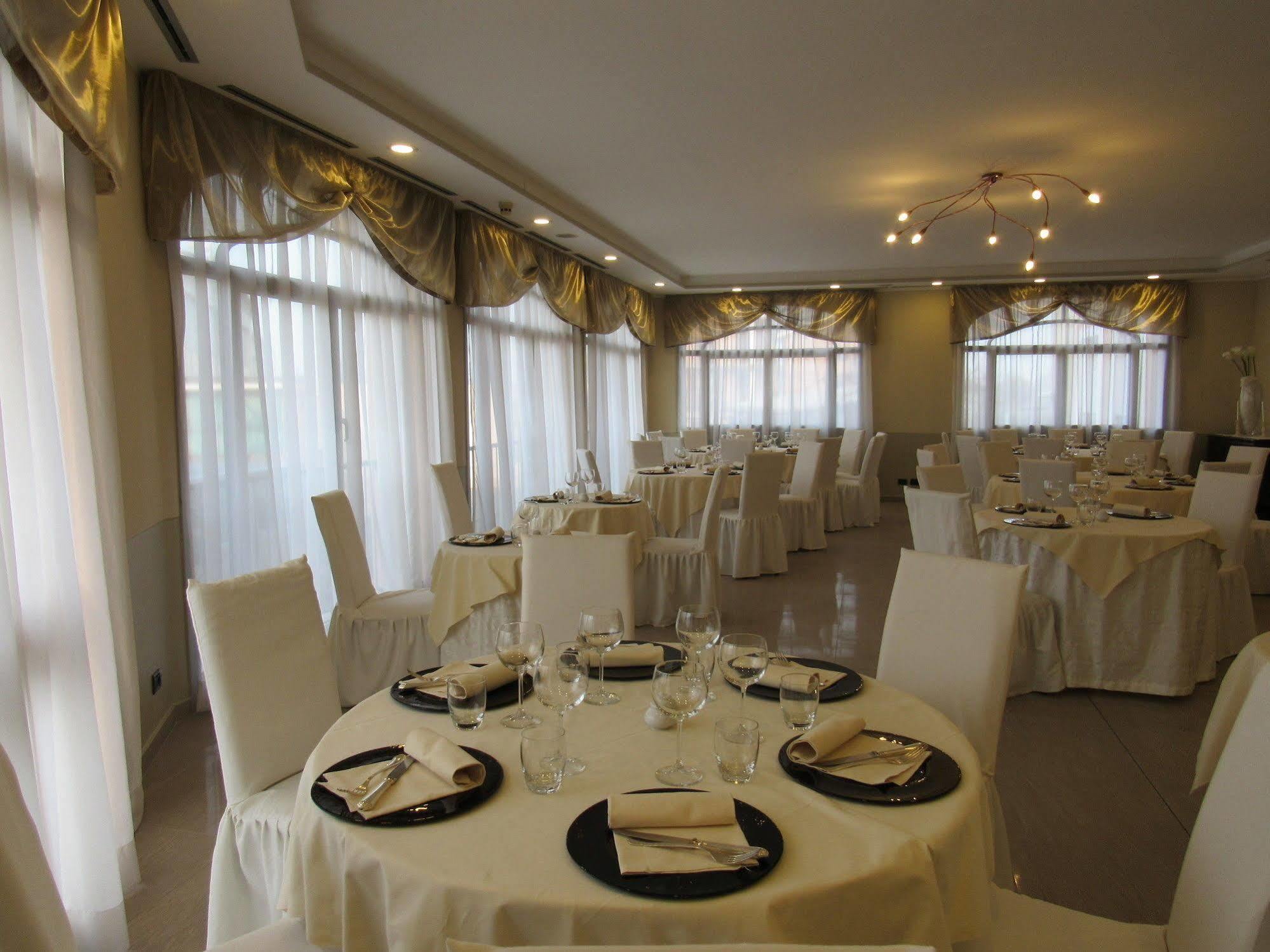 Green Hotel Сеттимо-Торинезе Экстерьер фото