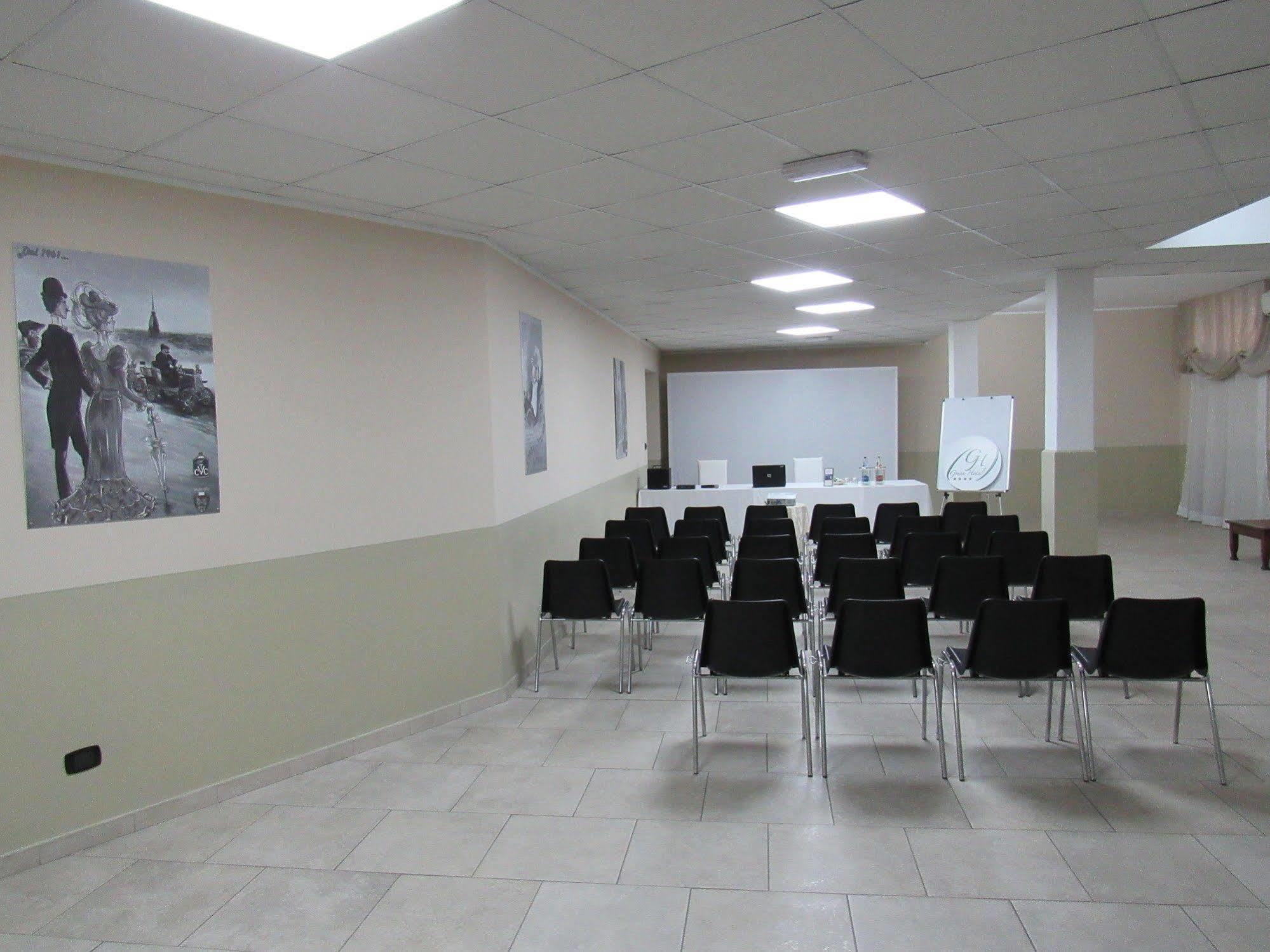Green Hotel Сеттимо-Торинезе Экстерьер фото